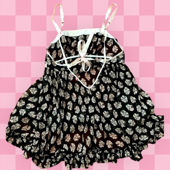 Betsey Johnson Intimates Nightie Size Small - Picture 2 of 3